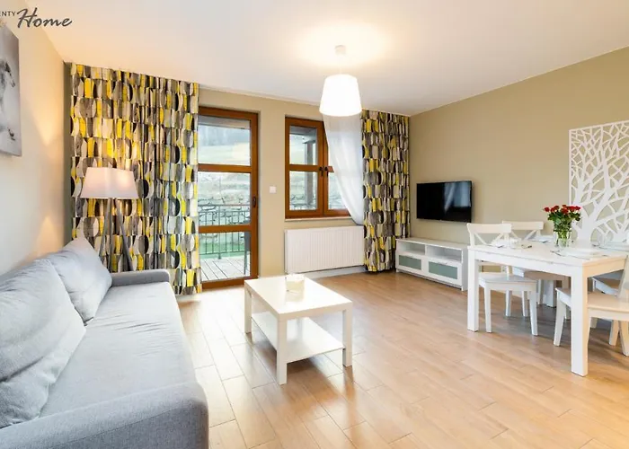 Wonder - Karpacz: Slope-side On Sudeten Trail Apartment