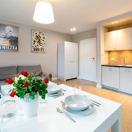 Wonder - Blisko Stoku Narciarskiego, Z Balkonami I Parkingiem * Karpacz