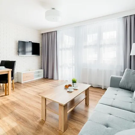 Wonder - Karpacz: Slope-side On Sudeten Trail Apartment *